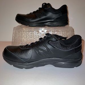 New Balance 411 Men’s cross trainers